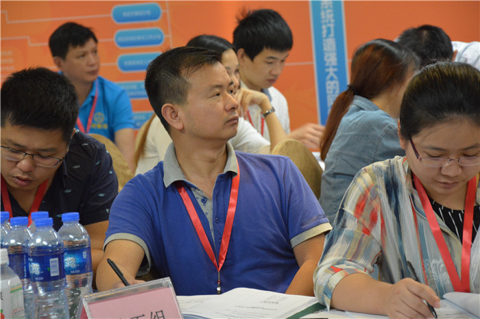 傲馬網(wǎng)絡(luò)營(yíng)銷培訓(xùn) 傲馬網(wǎng)絡(luò)營(yíng)銷培訓(xùn)